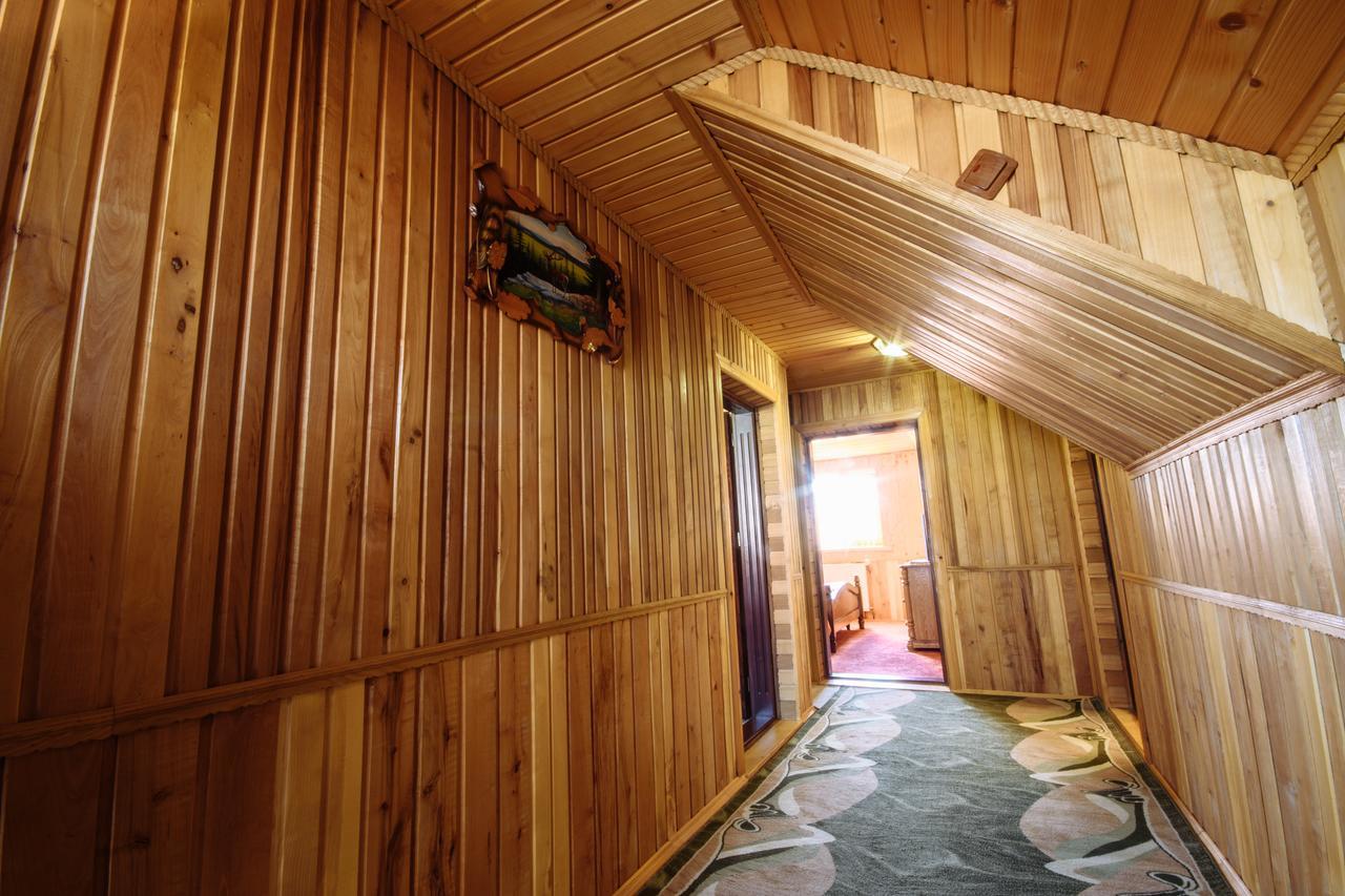 Hotel Korona Karpat Łazieszczina Zewnętrze zdjęcie